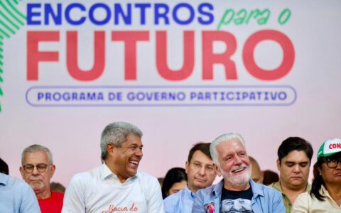 Imagem do post “É preciso pisar onde o povo pisa”: Wagner defende política que ouve todos os territórios da Bahia