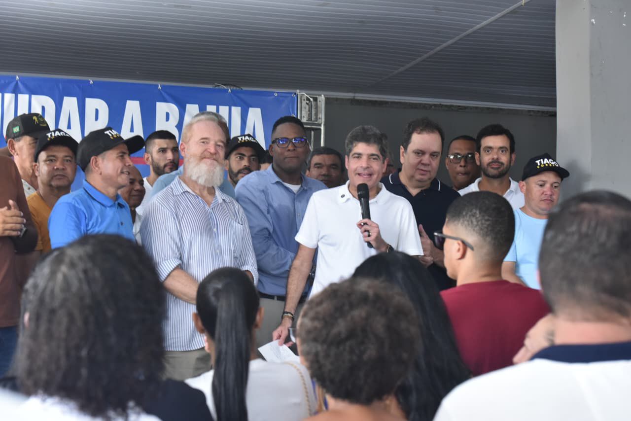 ACM Neto amplia apoio em Catu e recebe adesão do presidente da Câmara e mais sete vereadores