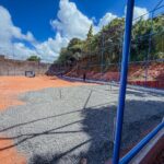 Prefeitura avança obra com concretagem da arquibancada em Lauro de Freitas
