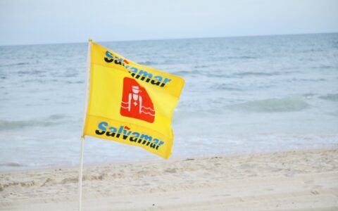 Imagem do post Salvamar emite alerta aos banhistas diante de previsão de fortes chuvas e mar agitado em Salvador neste fim de semana