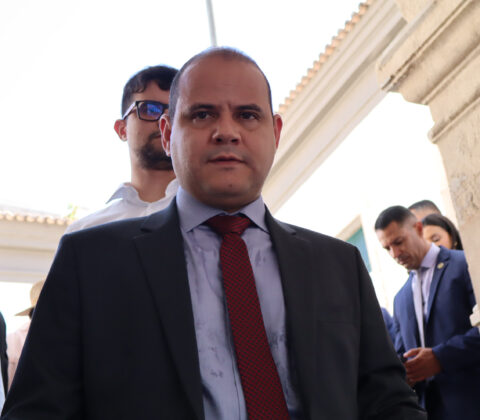Imagem do post Randerson Leal rebate Teo Senna sobre emendas e cobra reunião com Bruno