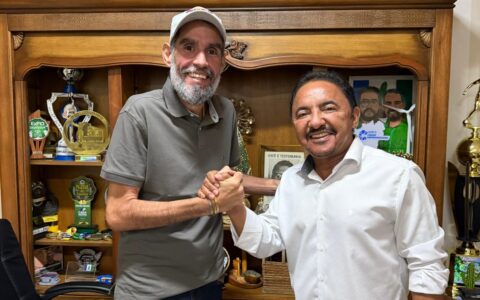 Imagem do post Roberto Carlos tem reunião com o prefeito Anísio Viana em Casa Nova