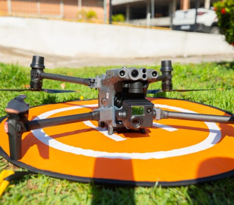 Imagem do post Operação com drones otimiza mapeamento técnico em Lauro de Freitas