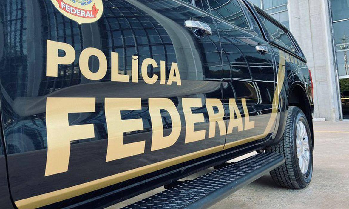 Deputado estadual é preso em operação contra fraudes na educação