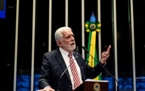 Imagem do post Wagner detona Flávio Bolsonaro e associa ex-governo ao escândalo do Master: “Real News”