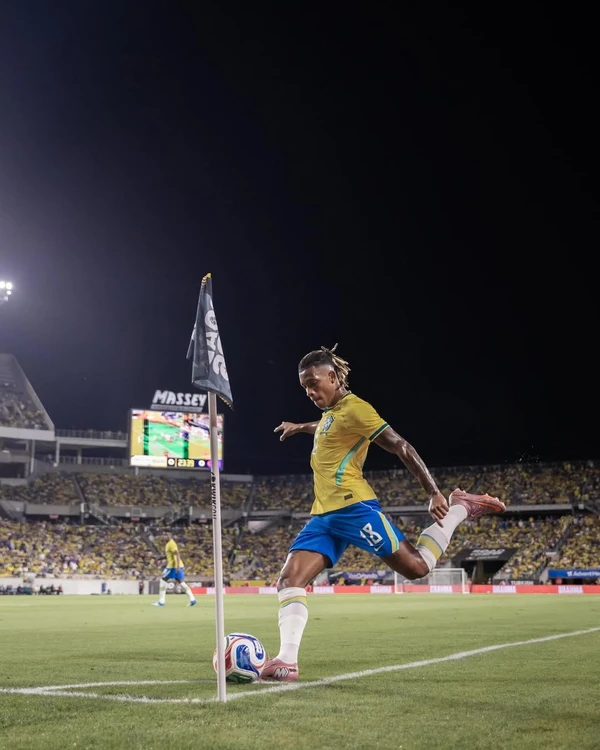 Convocado para a Copa, baiano é afastado após pedir para não jogar