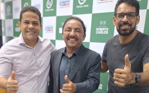 Imagem do post Deputado Roberto Carlos recebe prefeitos de Ourolândia e Camamu para debater demandas regionais na Alba