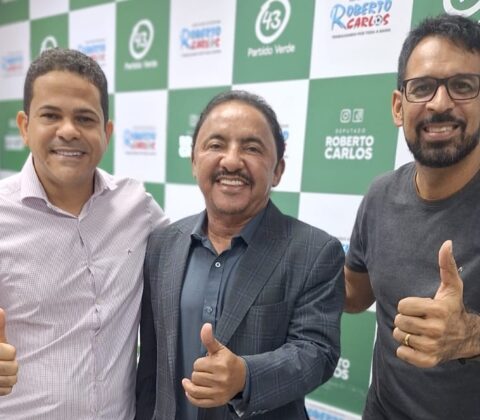 Imagem do post Deputado Roberto Carlos recebe prefeitos de Ourolândia e Camamu para debater demandas regionais na Alba