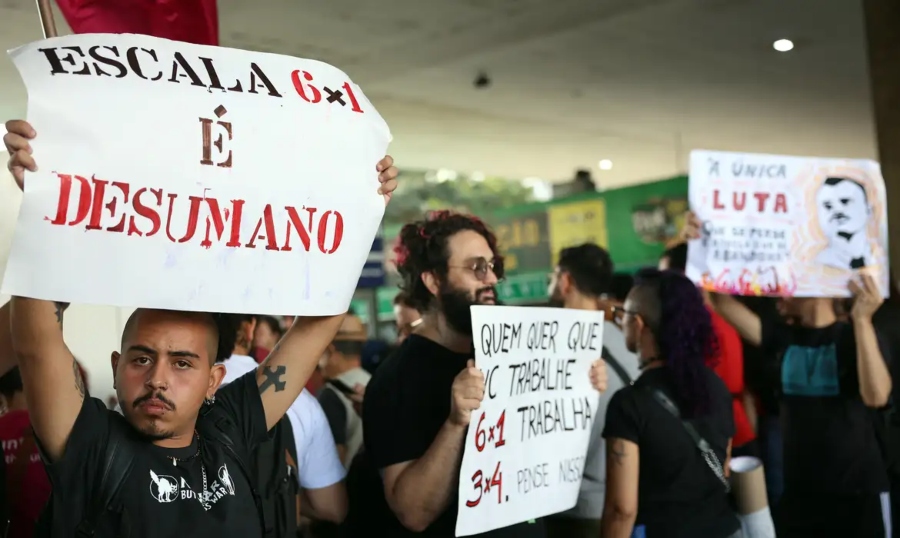 Pressão faz deputados baianos recuarem de emendas que adiam fim da escala 6×1