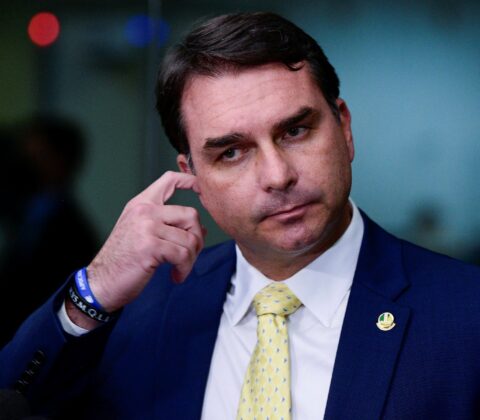 Imagem do post Flávio Bolsonaro aponta plano de execução contra ele