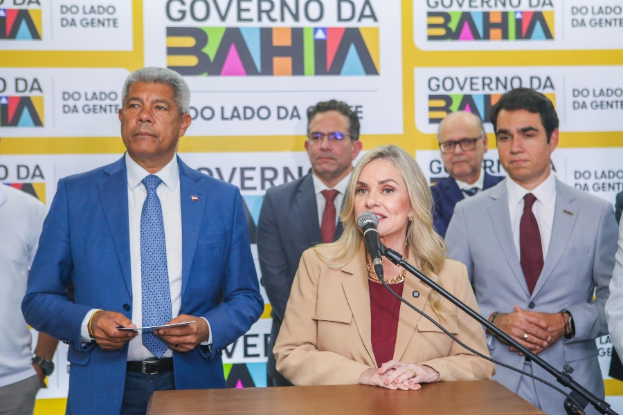 Ivana Bastos exalta sintonia entre ALBA e governo do Estado na aprovação de leis para o funcionalismo