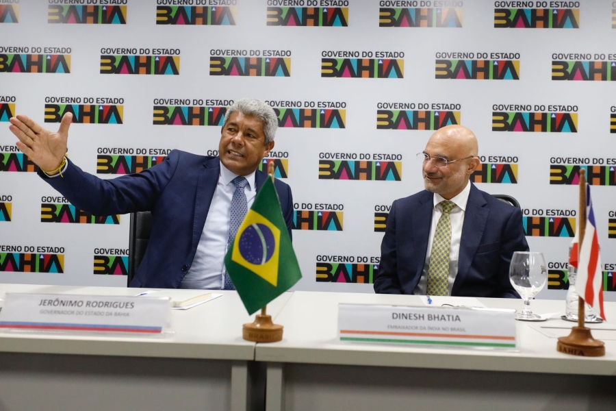 Jerônimo Rodrigues e embaixada da Índia alinham investimentos em saúde e tecnologia