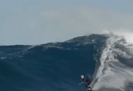 Imagem do post Brasileira desafia “Nazaré Brasileira” e bate recorde com onda gigante em SC