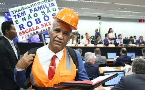 Imagem do post “Fazer sexo em paz”: deputado baiano viraliza ao defender fim da escala 6×1