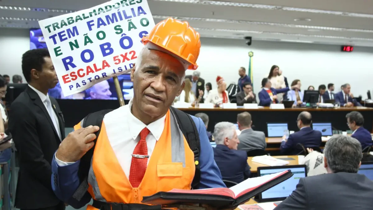 “Fazer sexo em paz”: deputado baiano viraliza ao defender fim da escala 6×1