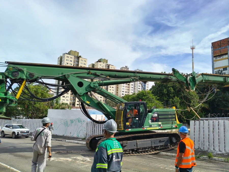 Rosemberg Pinto exalta avanço das obras do metrô e rebate críticas da oposição em Salvador