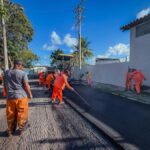 Programa Pavimenta Lauro avança com obras de infraestrutura asfáltica no bairro de Vida Nova