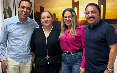 Imagem do post Deputado Roberto Carlos participa de reunião com secretário de Saúde de Juazeiro para discutir avanços e demandas do setor