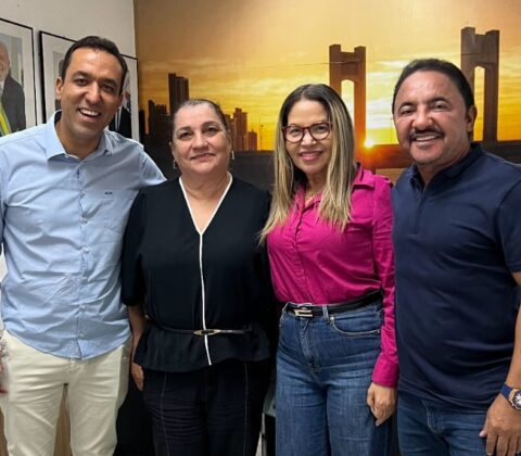 Imagem do post Deputado Roberto Carlos participa de reunião com secretário de Saúde de Juazeiro para discutir avanços e demandas do setor