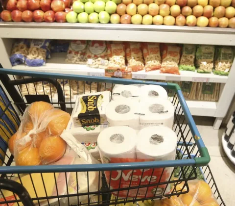 Imagem do post Cesta básica dispara de novo em Salvador e já pesa quase metade do salário mínimo