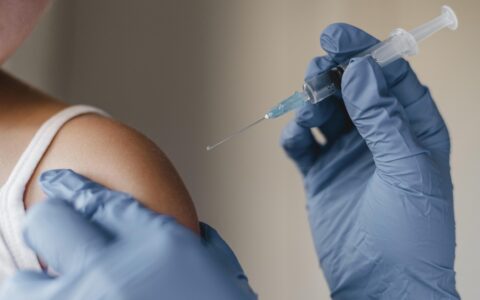 Imagem do post Secretário faz alerta urgente sobre dengue em Alagoinhas: “vacinação é essencial”