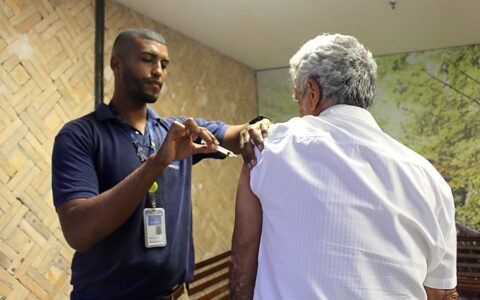 Imagem do post Salvador libera vacinação contra a gripe para público geral acima de seis meses a partir desta segunda