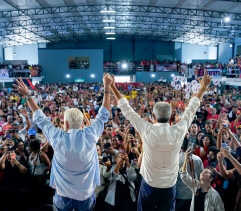 Imagem do post Jaques Wagner resgata memórias de 2006 em Senhor do Bonfim e projeta vitória da chapa Jerônimo-Lula