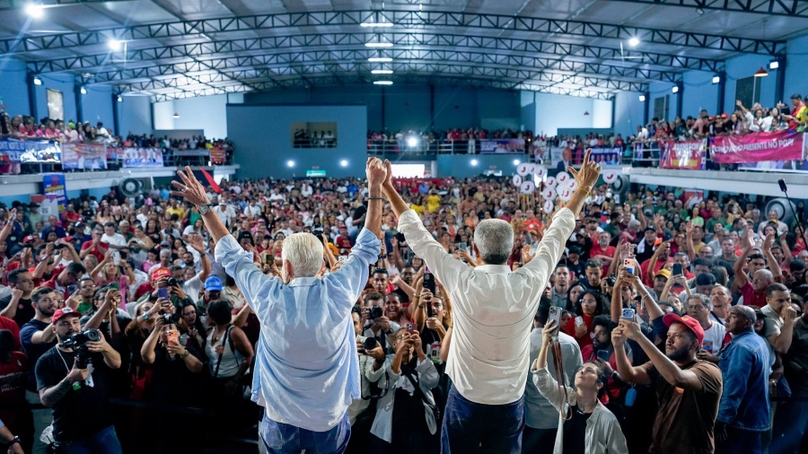 Jaques Wagner resgata memórias de 2006 em Senhor do Bonfim e projeta vitória da chapa Jerônimo-Lula