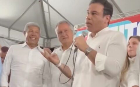 Imagem do post Prefeito de Coração de Maria responde a ACM Neto: “Quem não gosta de prefeito, não gosta do povo”