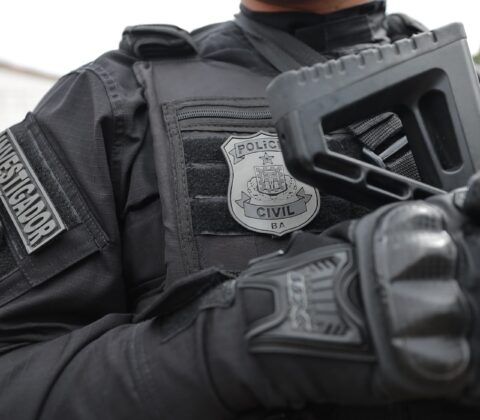 Imagem do post Polícia desarticula laboratório de drogas e apreende fuzil e mais de 160 quilos de cocaína