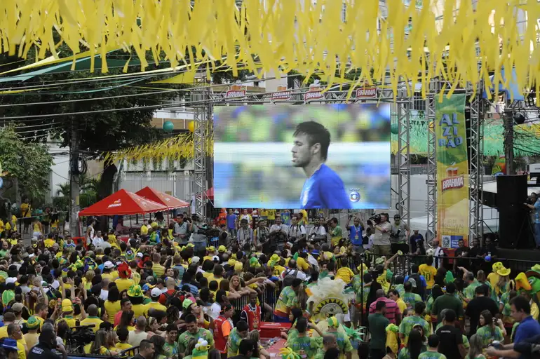 Brasil estreia na Copa; veja os melhores lugares para torcer em Salvador