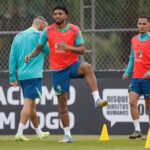 Éderson é convocado por Ancelotti após corte de Wesley