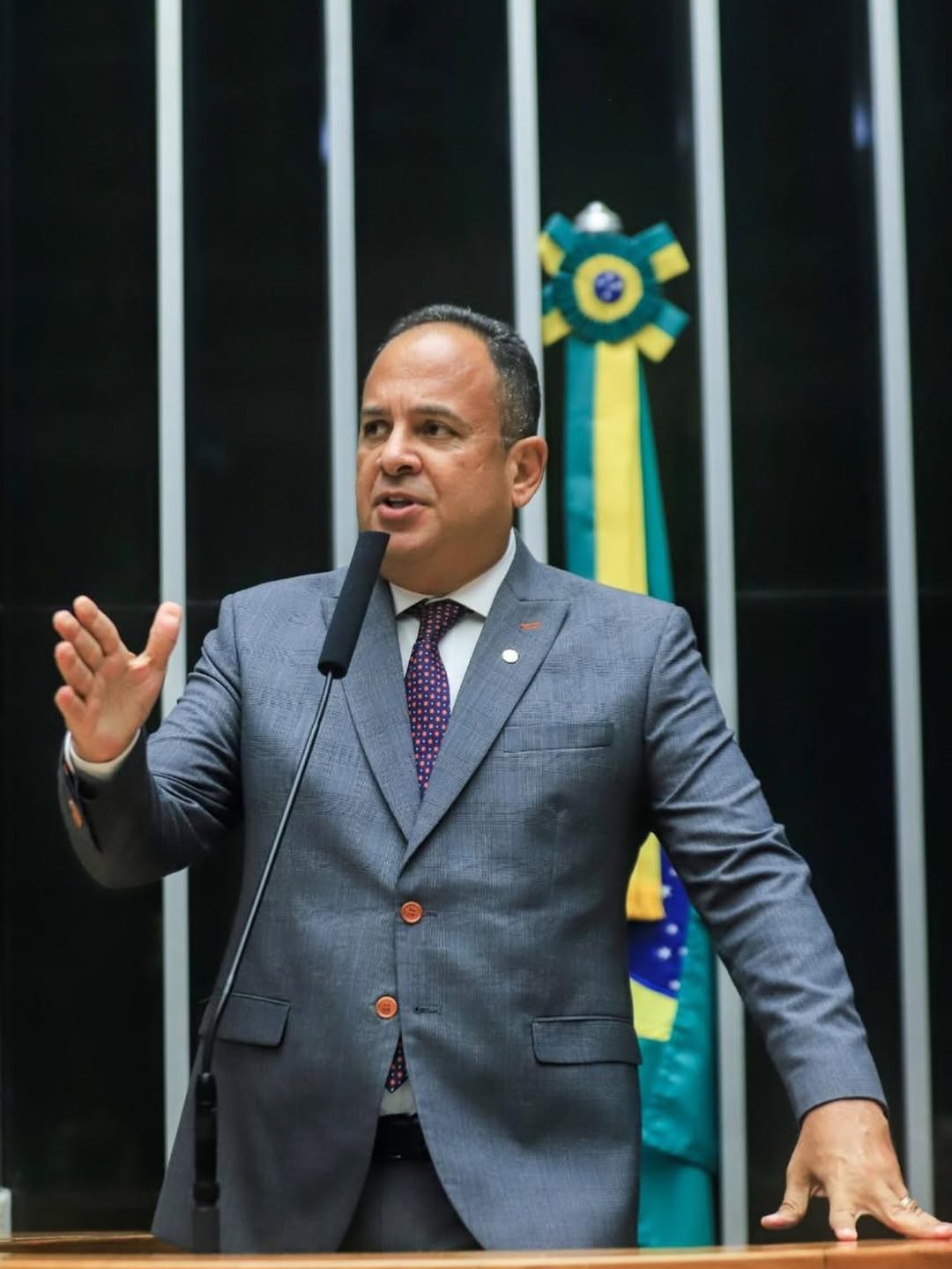 “Trabalhador descansado produz mais”, diz Jorge Araújo ao defender fim da escala 6×1