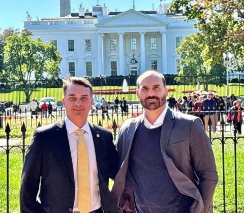 Imagem do post Flávio chama condenação de Eduardo Bolsonaro de “grande injustiça”
