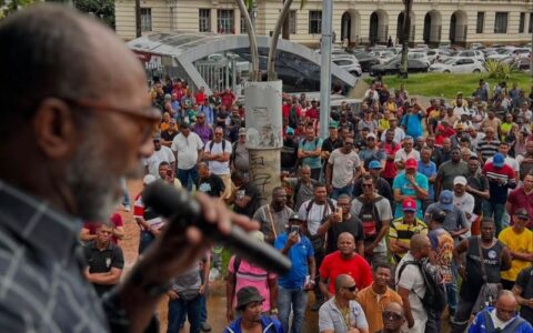 Imagem do post Obras vão voltar? Trabalhadores definem rumos da greve da construção pesada