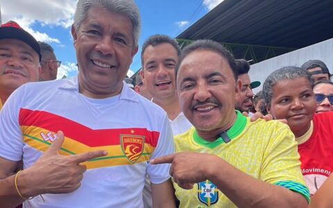Imagem do post Após visita de Jerônimo, Roberto Carlos brinca e celebra classificação da Juazeirense na Série D