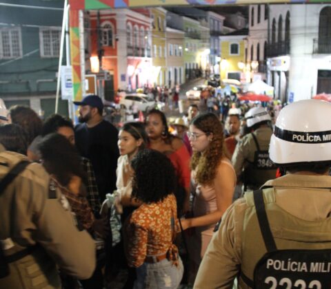 Imagem do post São João 2026 terá reforço histórico: Bahia mobiliza 27 mil policiais e bombeiros em operação de R$ 34,6 milhões