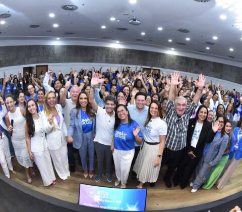 Imagem do post ACM Neto destaca protagonismo feminino e diz que transformação da Bahia passa pelas mulheres
