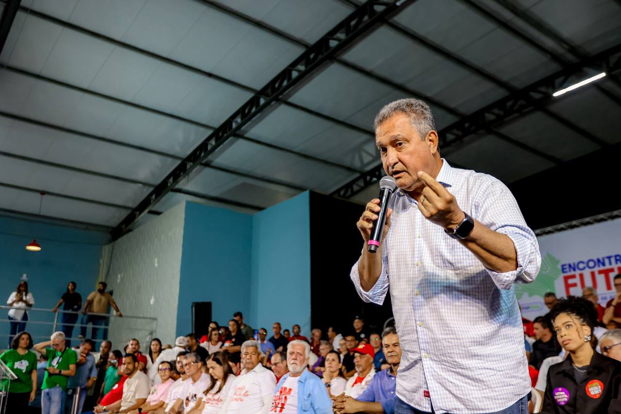 Rui Costa diz que Novo PAC recuperou obras paradas e defende continuidade do projeto de Lula