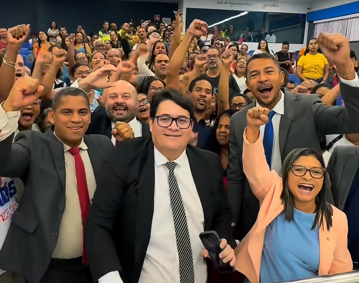Tagner celebra aprovação de reajuste para servidores e faz críticas à gestão anterior