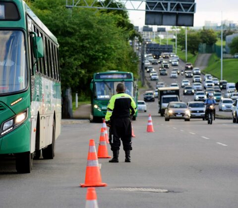 Imagem do post Mais de 700 veículos são retirados de circulação em Salvador durante combate ao transporte clandestino