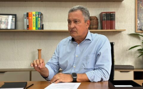 Imagem do post Rui Costa cobra oposição baiana após novo tarifaço dos EUA e cita família Bolsonaro
