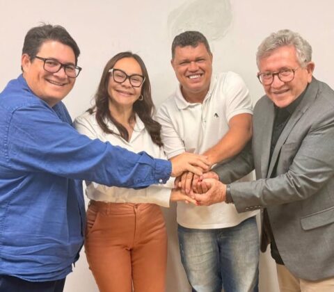 Imagem do post Adalto Santos deixa grupo de Elinaldo e passa a apoiar Tagner e Ivoneide