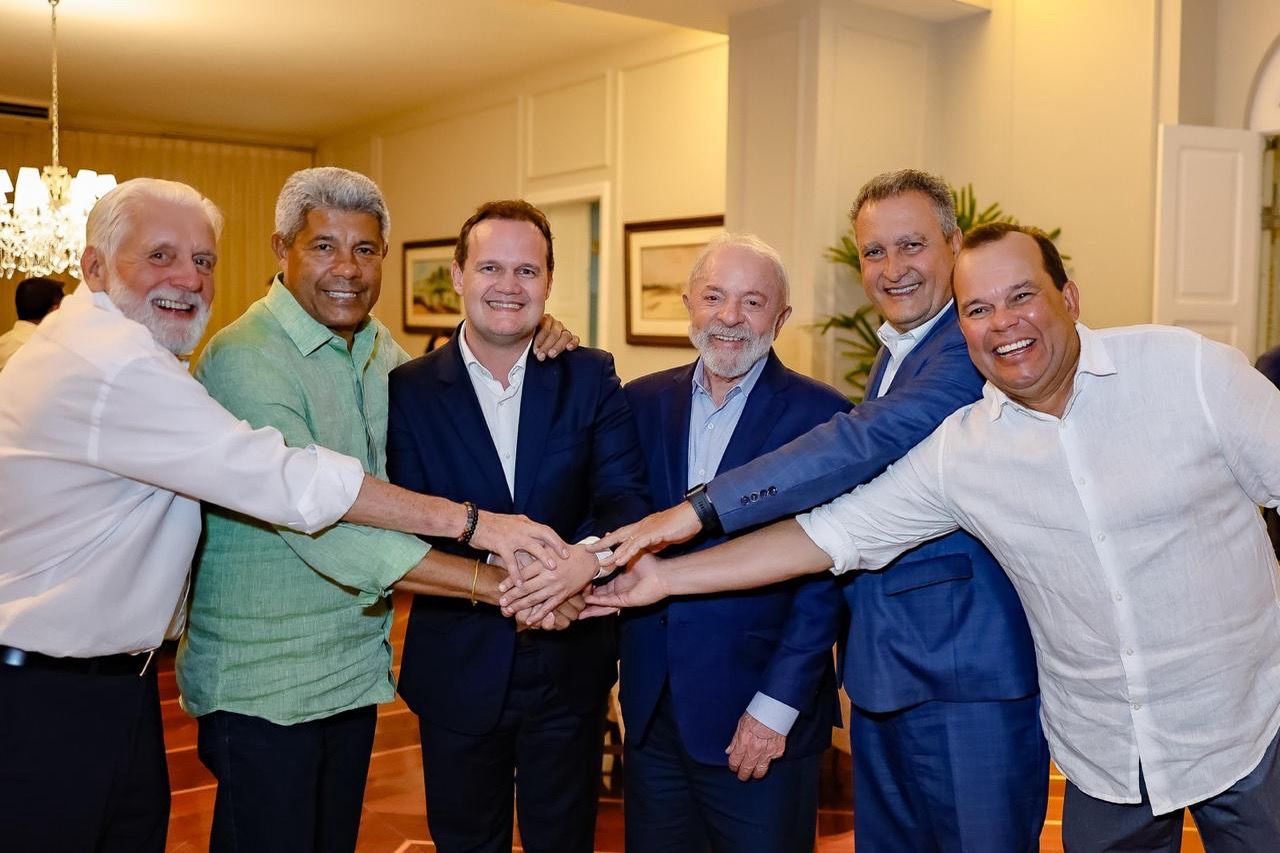 Júlio Pinheiro crava vitória de Lula após números de pesquisa