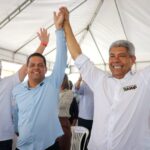 Prefeito da base de ACM Neto convida Jerônimo para “tomar um licor juntos”