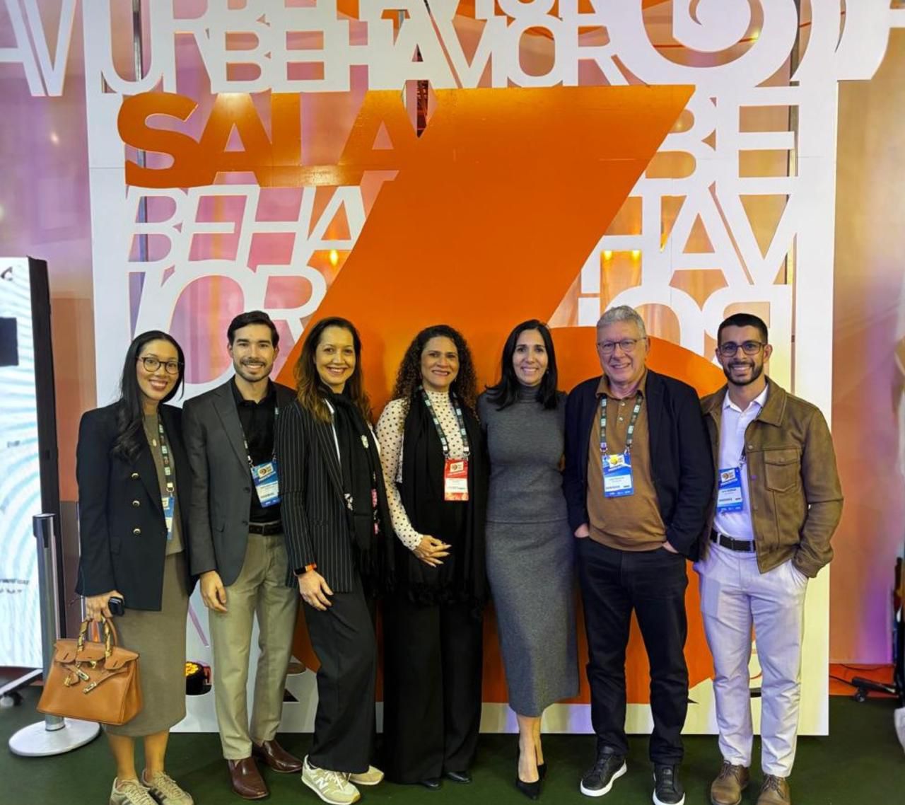 Equipe da Holiste acompanha debates sobre o futuro da saúde mental em congresso internacional