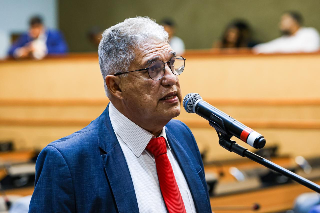 Rosemberg sobe o tom e acusa ACM Neto de torcer contra a Ponte Salvador-Itaparica