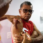 Bahia abre vacinação contra gripe para toda a população; confira os detalhes