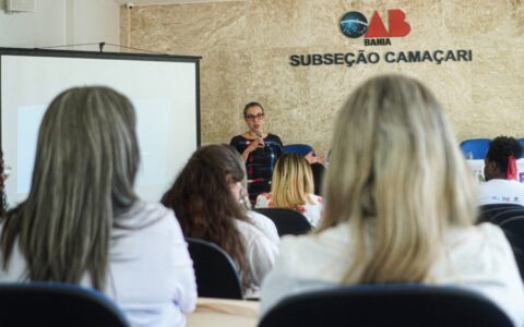 Imagem do post Fórum debate estratégias intersetoriais e empossa nova comissão de combate ao trabalho infantil em Camaçari