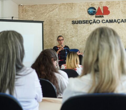 Imagem do post Fórum debate estratégias intersetoriais e empossa nova comissão de combate ao trabalho infantil em Camaçari